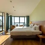 Parkhotel St.leonhard Hotel
