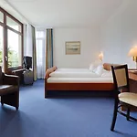 Parkhotel St.leonhard 4*