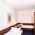 Hotel Parkhotel St.leonhard 4*