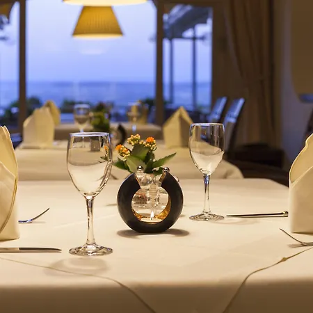 Parkhotel St.leonhard 4*