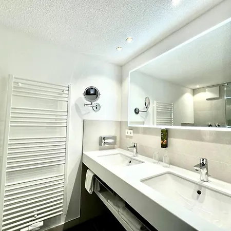 Hotel Parkhotel St.leonhard 4*